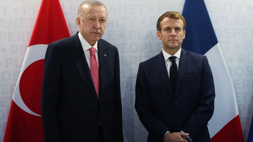 Macron și Erdogan spun că este necesară reluarea evacuării civililor din Mariupol