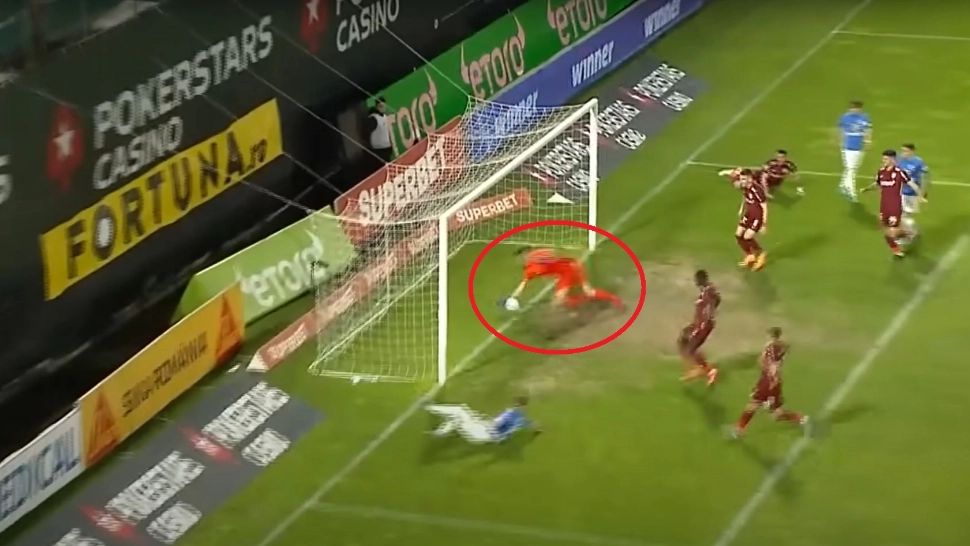 VIDEO - Dan Petrescu, ajutat de arbitraj - Victorie controversată în fața celor de la Farul Constanța - Gol anulat pentru echipa lui Hagi