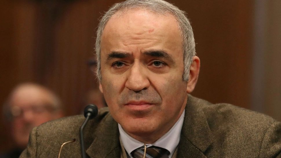 Gary Kaspraov: „Sfârşitul lui Vladimir Putin este mai aproape decât cred unii”