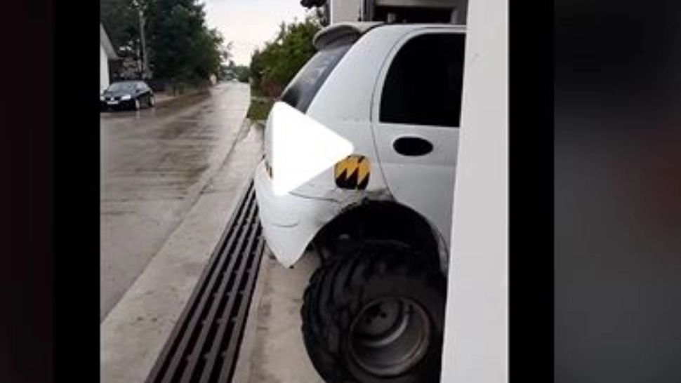 Și-a scos Matizul din garaj și a speriat toți vecinii – Ce modificări fabuloase i-a făcut un pasionat de mașini