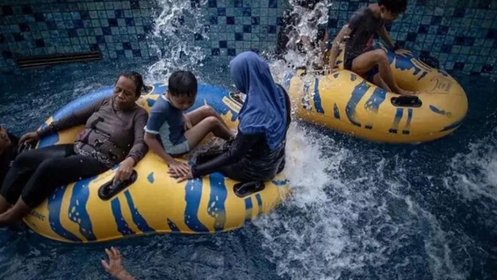 Un tobogan dintr-un parc acvatic s-a prăbușit. 16 copiii au ajuns la spital – FOTO, VIDEO