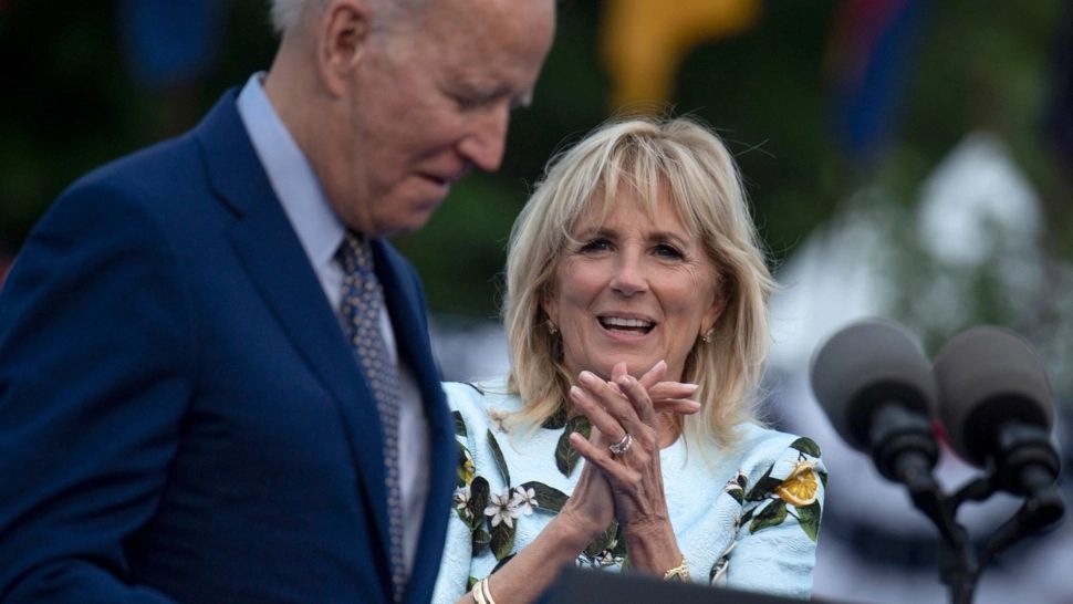 Jill Biden, testată pozitiv pentru COVID-19! Cum se simte Joe Biden
