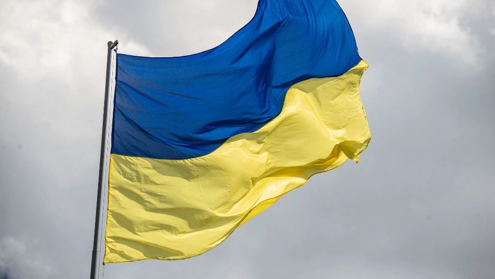 Parlamentul ucrainean aprobă suspendarea partidelor politice pro-ruse