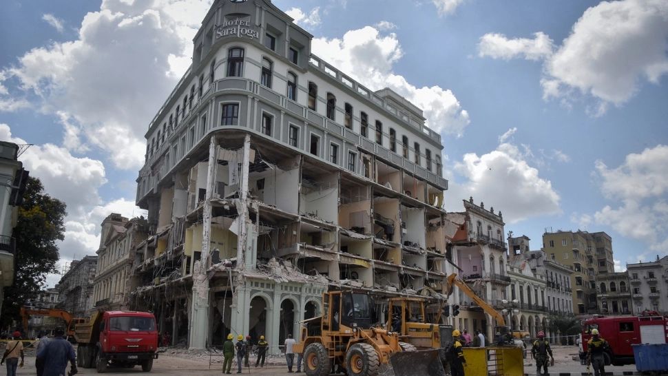Explozie la un hotel din Havana: 31 de morți, zeci de răniți - FOTO