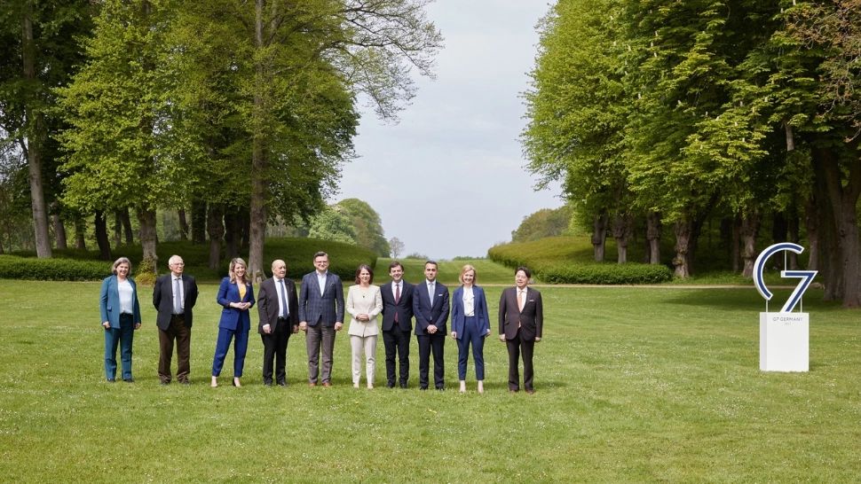 Rusia, tot mai IZOLATĂ: miniştrii de externe din G7 cer continuarea PRESIUNILOR ECONOMICE. Declarația adoptată