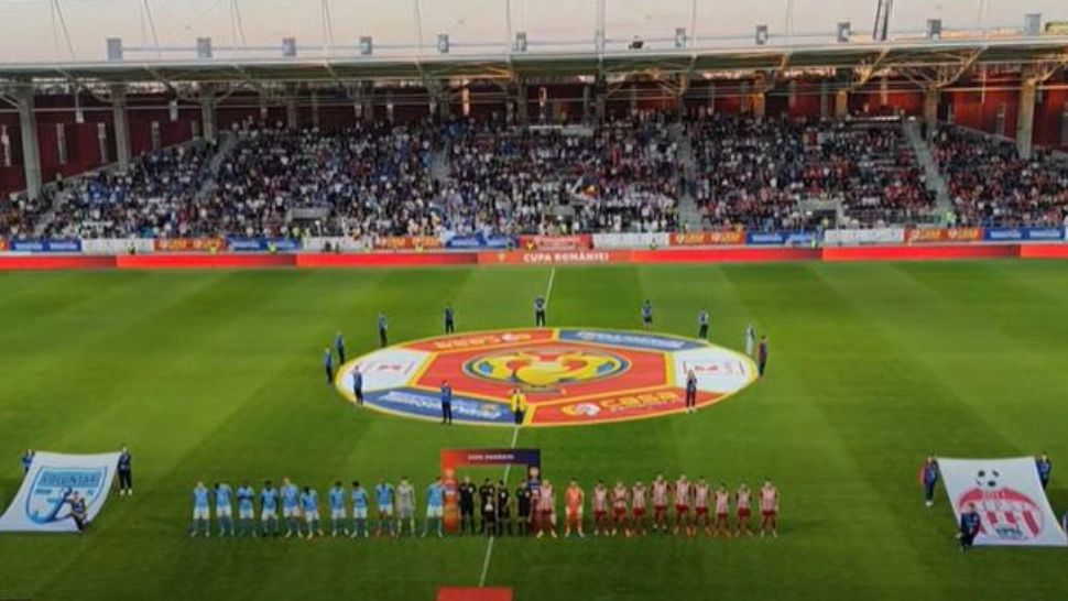 Scandal la Cupa României la fotbal - Imnul secuiesc, cântat de suporterii maghiari