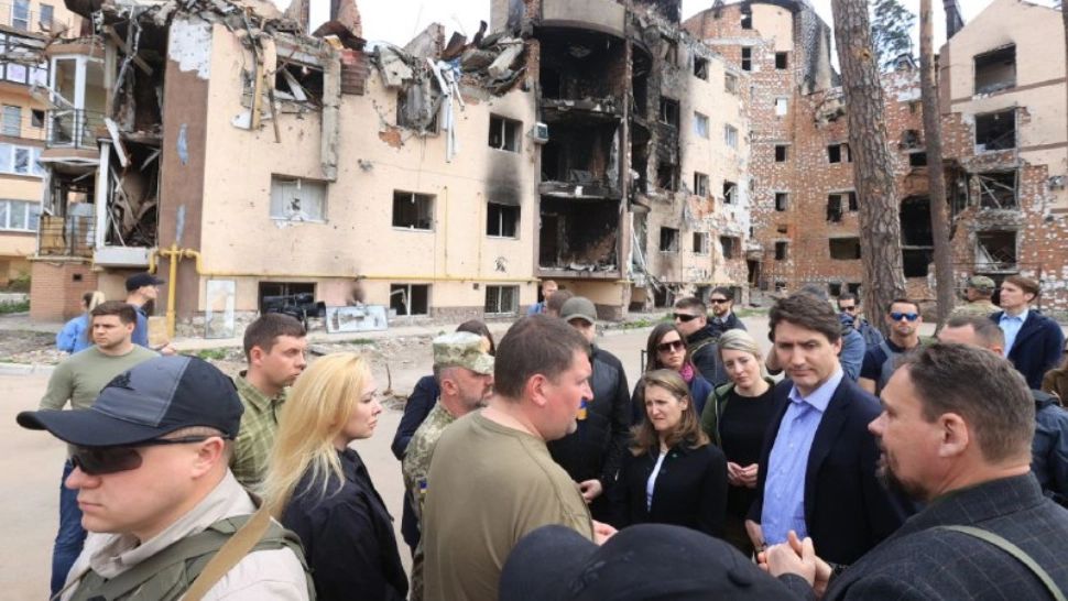 Premierul Canadei, Justin Trudeau, în vizită în Ucraina. S-a dus în oraşul Irpin