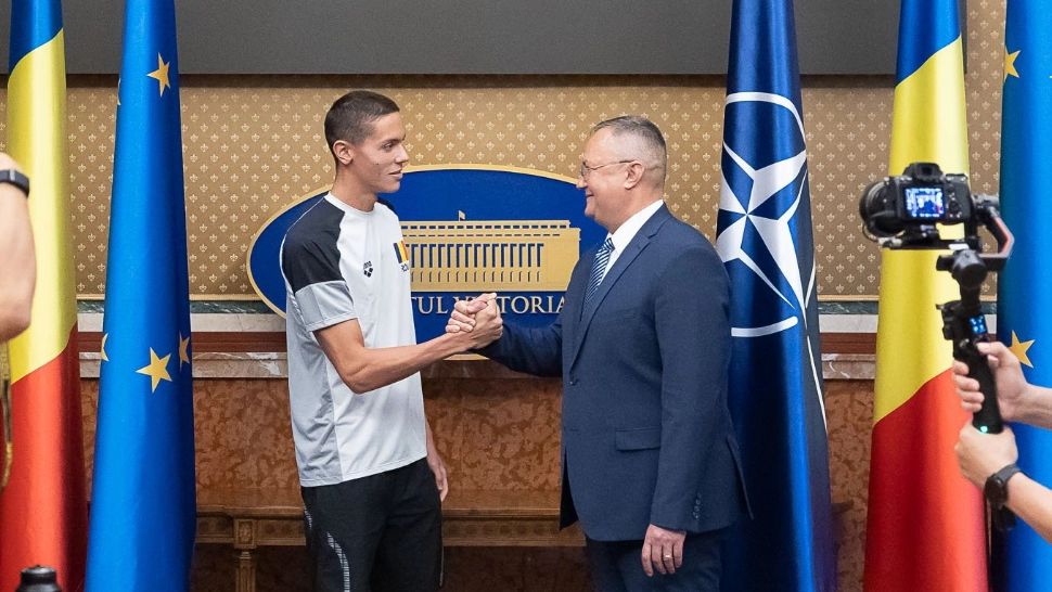 Guvernul a aprobat hotărârea prin care sportivul David Popovici a fost premiat cu un milion de lei
