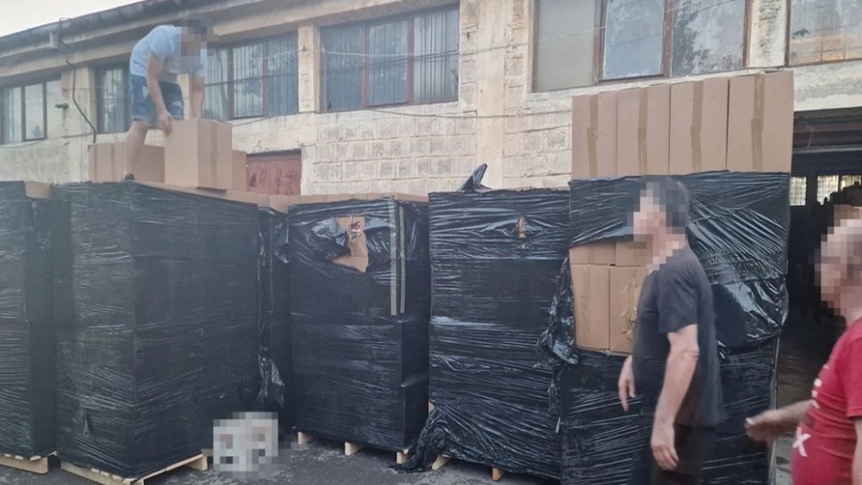 Captură uriașă de țigări de contrabandă. 760.000 de pachete confiscate de polițiștii de frontier - VIDEO 
