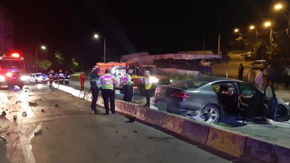 Accident cumplit în județul Mureș: 3 victime, în urma unui impact violent - FOTO
