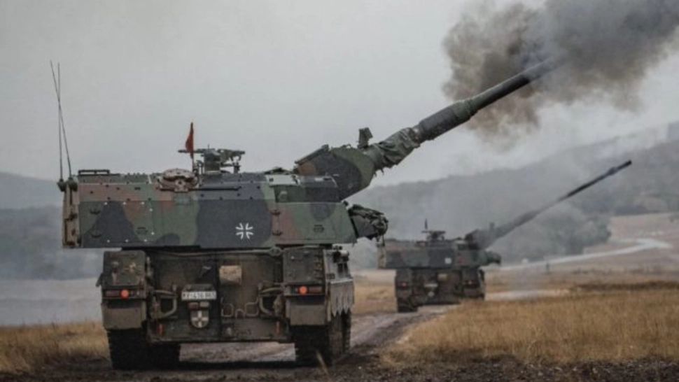 Kievul anunţă sosirea tunurilor autopropulsate germane în arsenalul său