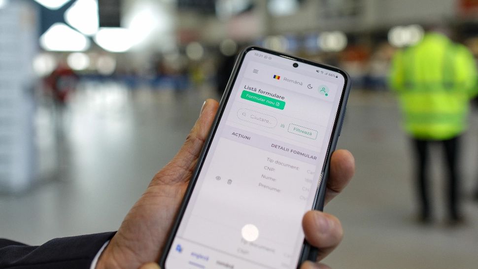 AMENZILE pentru necompletarea PLF se anulează. Românii își vor primi banii înapoi 