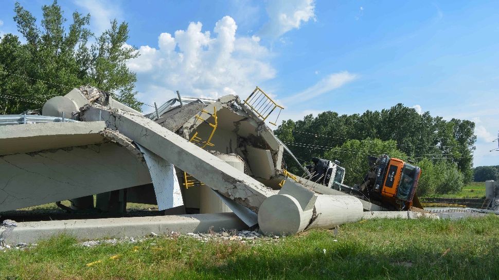 Explicațiile halucinante ale celui care a construit podul prăbușit: „Nu s-a umblat la structura de rezistență! Am făcut un fel de modernizare”