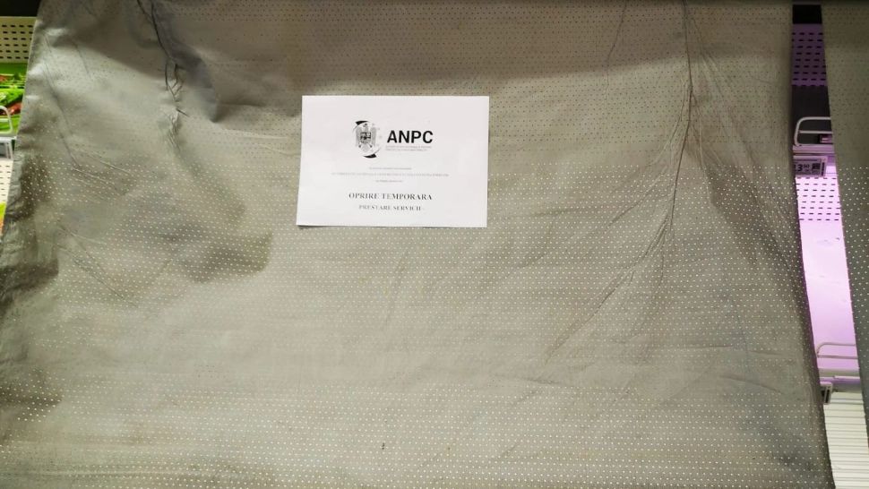 Mai multe magazine dintr-un mall bucureștean, închise temporar. Ce nereguli au descoperit inspectorii de la Protecția Consumatorilor