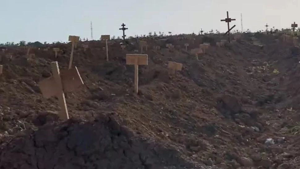 Cum arată Mariupol, orașul-cimitir, în care mormintele nu au nume - VIDEO 