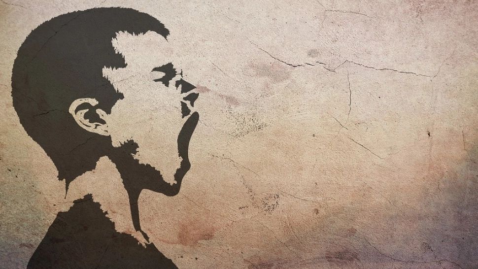 Volum uriaș de fotografii și filme cu copii în ipostaze pornografice, în calculatorul unui bărbat de 61 de ani