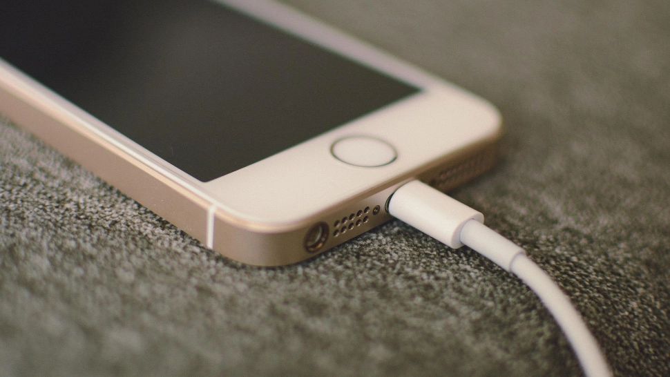 Europa va avea un încărcător unic pentru toate telefoanele mobile