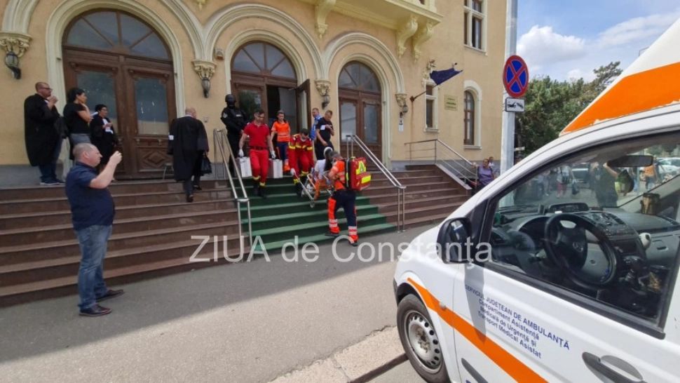 Femeie înjunghiată, la Judecătoria Constanța - panică în timpul unui proces: cine este agresorul