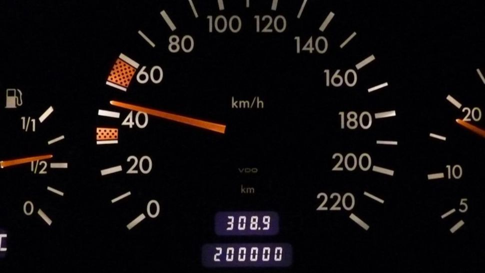 Vitezoman, înregistrat când rula cu 191 km/h pe DN2 E85, în afara localității Poșta Câlnău