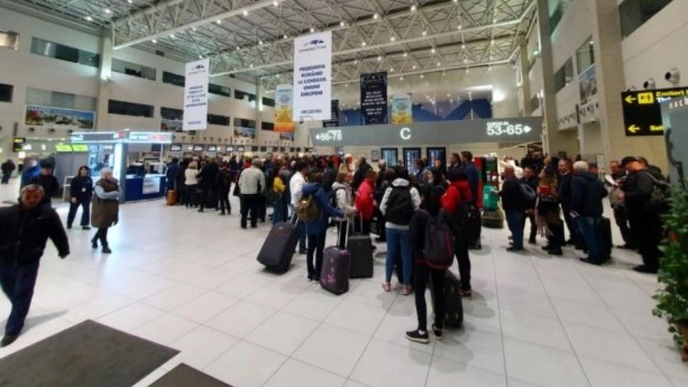 Aglomerație infernală pe Aeroportul Otopeni! Greva din Germania a dat peste cap traficul aerian, oameni revoltați