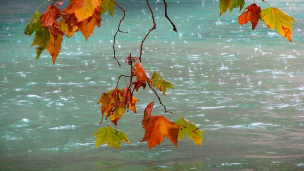 Vreme extrem de rece în zilele următoare. Vor cădea precipitații, inclusiv lapoviță și ninsoare - VEZI HARTA