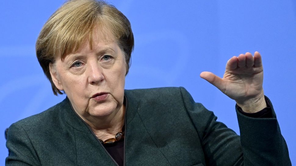 Angela Merkel: 'Nu-l vom schimba pe Donald Trump, dar putem reacționa în fața lui'. Ce spune fostul cancelar german despre cheltuielile pentru NATO