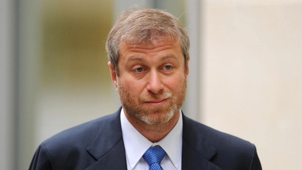 Oligarhul rus Roman Abramovici dă în judecată Consiliul UE pentru sancțiunile impuse împotriva sa