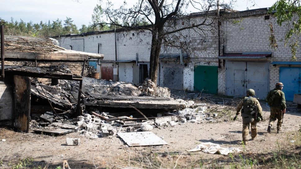 Război în Ucraina, ziua 104: Rușii anunță o nouă victorie. Sute de civili, refugiați în fabrica din Severodonețk - LIVE TEXT 