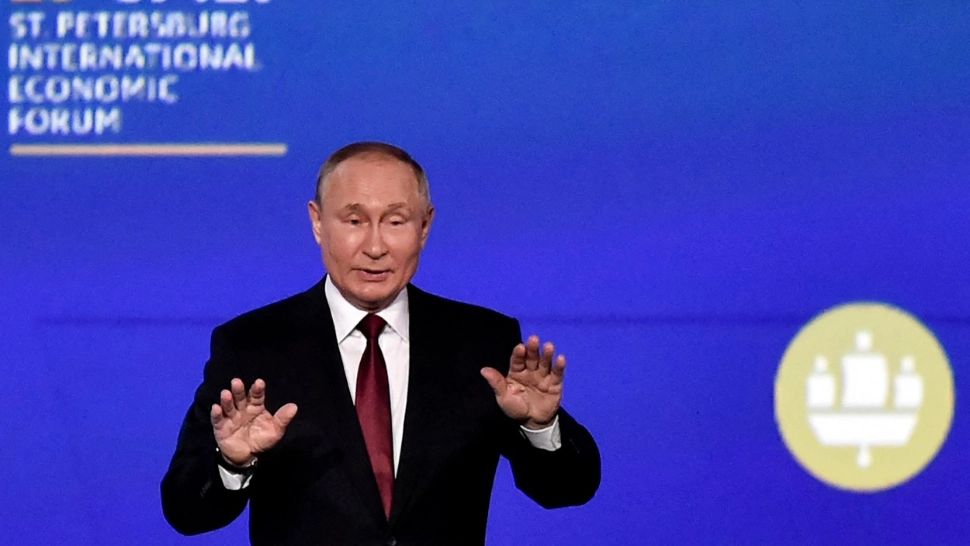 Discursul de vineri al lui Putin: cât ADEVĂR este în spusele liderului rus (analiză fact-checking) )