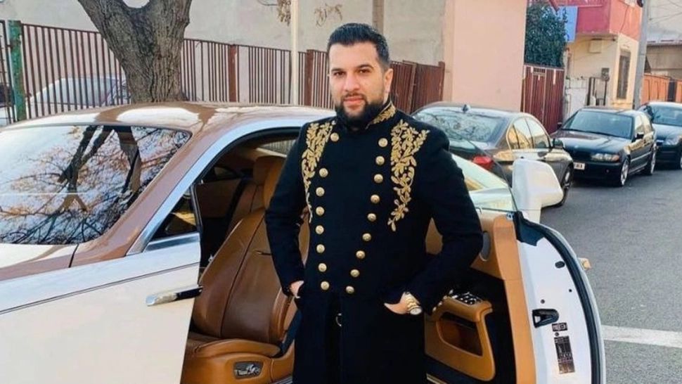 Fratele manelistului Tzancă Uraganu s-ar fi dat drept preot pe Facebook și cerea bani - Polițiști au descins la el acasă