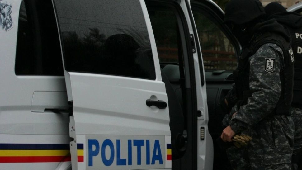 Percheziţii de amploare în Bucureşti și 2 județe, într-un dosar de înşelăciune în domeniul construcţiilor