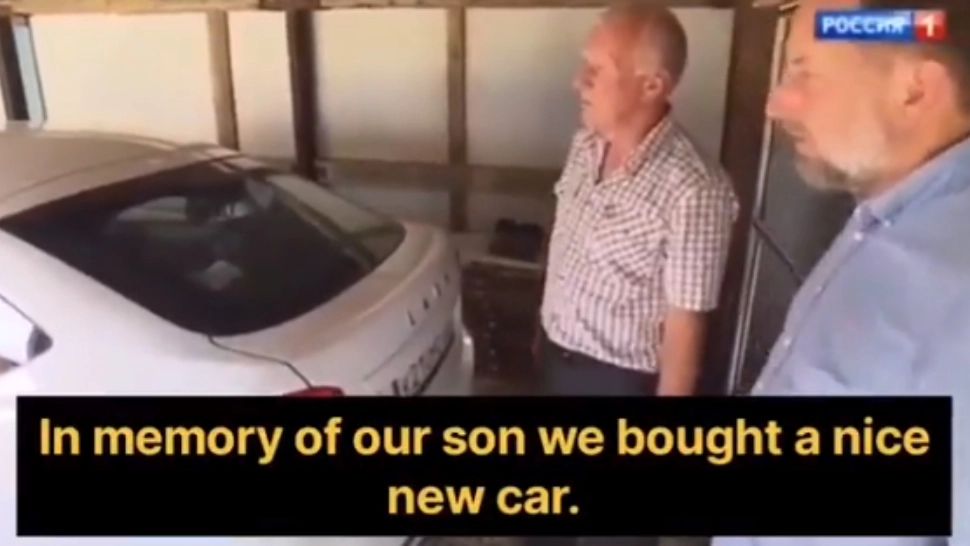 Propagandă fără limită, la televiziunile ruse! Mașină, din banii primiți de la stat în urma decesului fiului, pe front