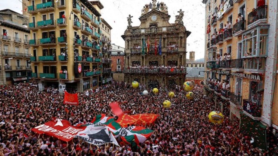 Scandal uriaș în Pamplona! Ce s-a întâmplat când au fost reluate cursele cu tauri, după 2 ani de pauză - VIDEO