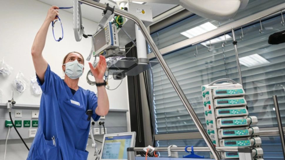 CRIZĂ de medici la Spitalul Municipal Râmnicu Sărat - Urgențele și cazurile GRAVE, cu targa și ambulanța până la Buzău