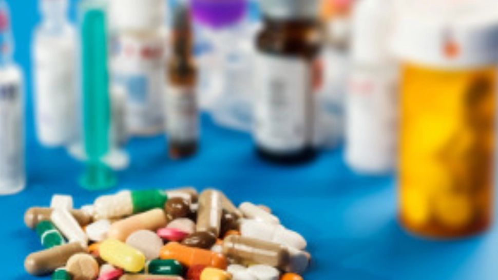 CRIZĂ de medicamente în România. Bolnavii cronici și copiii, afectați de LIPSA din farmacii