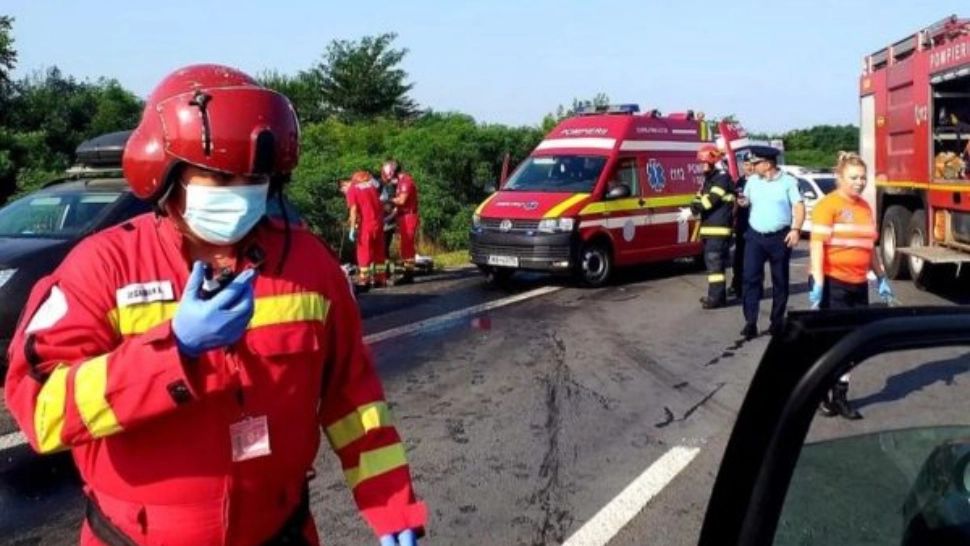 Accident devastator la Suceava: 1 mort și 4 răniți - Un copil va fi transportat cu elicopterul SMURD la Iaşi