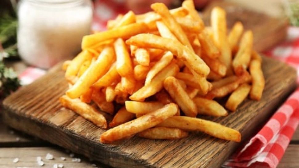 De ce trebuie să pui două linguri de oțet alb atunci când faci cartofi prăjiți. Secretul știut doar de marii bucătari
