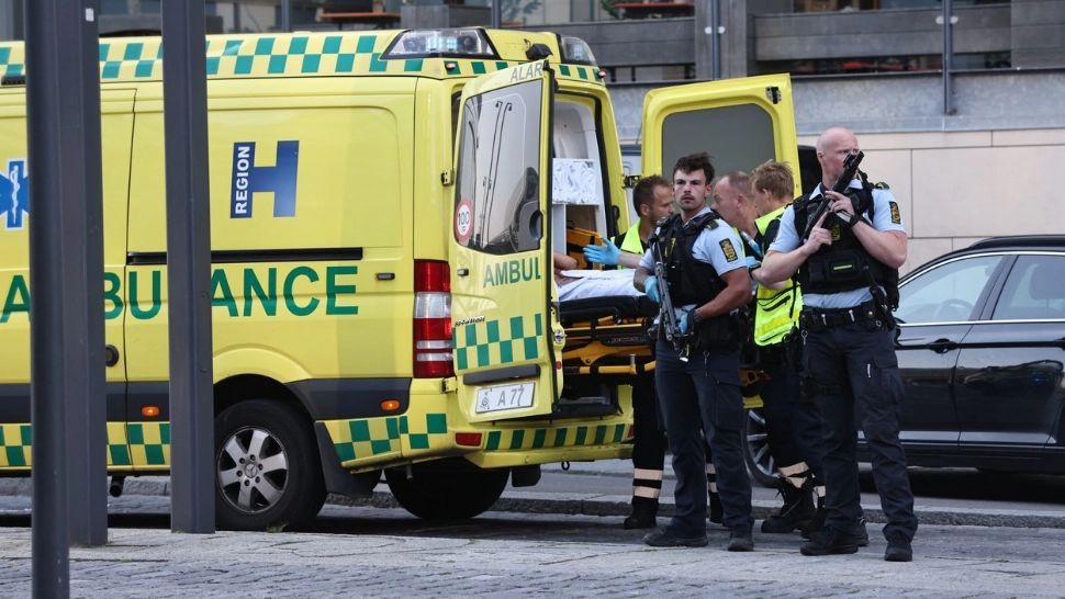 Atac armat la un mall din Copenhaga. A fost decoperit suspectul