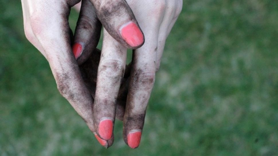 Copilă de 15 ani, abuzată sexual de tatăl său - cum a reclamat minora violul la Poliție 