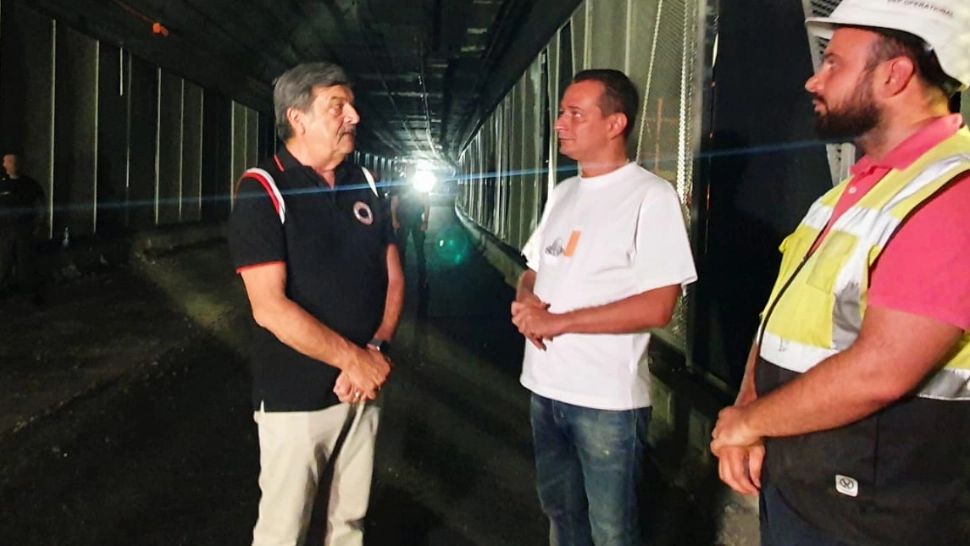 Lucrările la Pasajul rutier Unirii au depășit pragul de 50%. Primarul Sectorului 4, Daniel Băluță și Prefectul Capitalei, Toni Greblă, au verificat noaptea trecută șantierul din centrul Bucureștiului