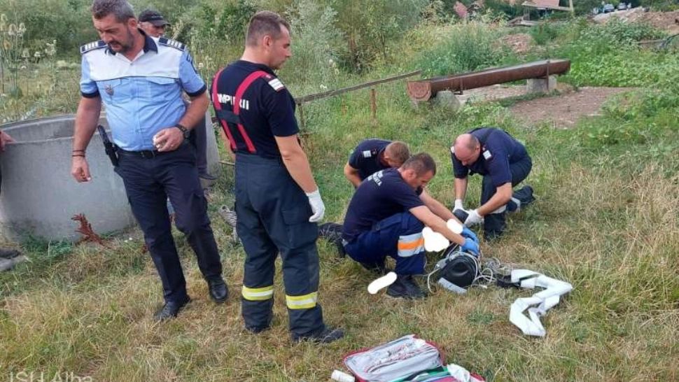 Bărbat în stare gravă după ce a căzut într-o fântână 