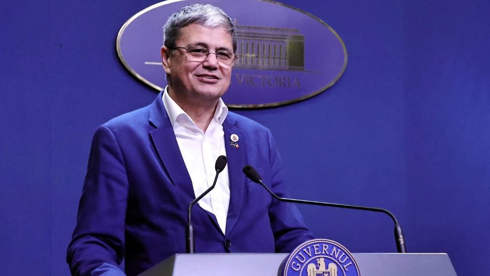 Românii săraci vor primi a treia tranșă de vouchere sociale. Marcel Boloș, anunț despre pachetele cu produse alimentare de la UE