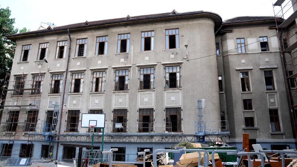 Au început lucrările de consolidare și modernizare la Colegiul Național Mihai Eminescu (galerie foto)