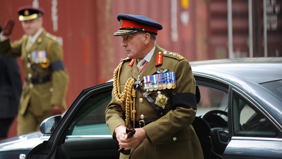 Fost șef al armatei de la Londra avertizează: Marea Britanie este prea slabă să se lupte cu Putin și Rusia