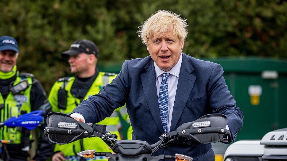 Demisia lui Boris Johnson, aplaudată la Moscova: A plecat CLOVNUL