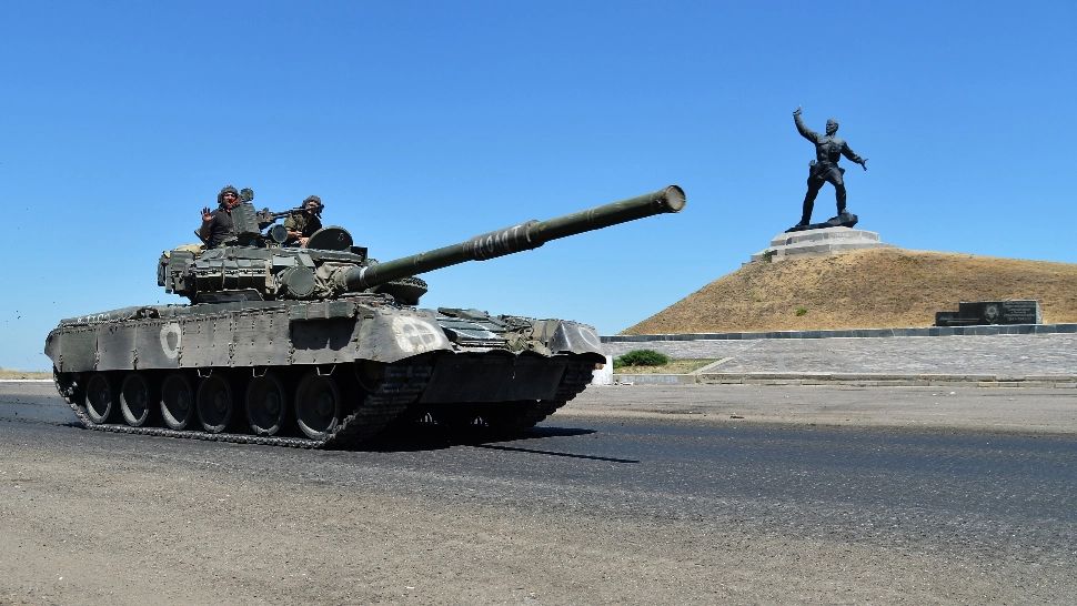 Război în Ucraina, ziua 136. Rusia continuă bombardamentele în Donețk. Raportări independente indică indică cifre uriașe ale pierderilor în ambele tabere  -LIVE TEXT