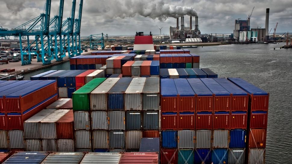 Război Ucraina. Cel mai mare port din Europa oprește traficului de containere către Rusia