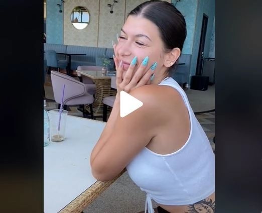 VIDEO – Ce au putut să vadă clienții unui restaurant de pe plajă, din Constanța, pe malul marii – Li s-a întors stomacul pe dos