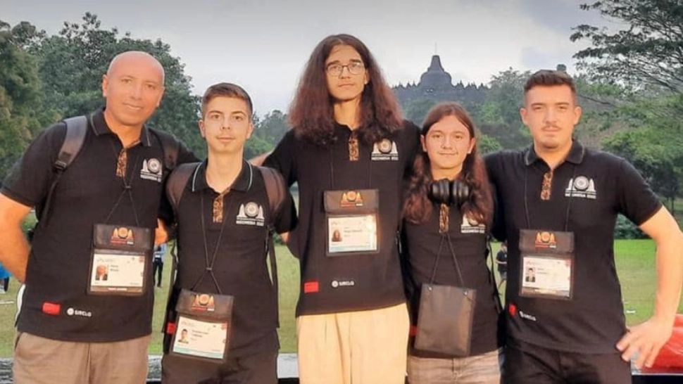 Performanță pentru elevii români la olimpiada internațională de matematică. Cîmpeanu: „Au câştigat tot ce se putea câștiga”