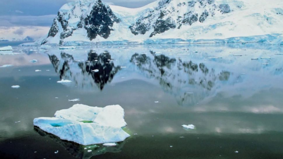 Suprafaţa banchizei din Antarctica, REDUSĂ MASIV! Datele satelitare ne pun în alertă